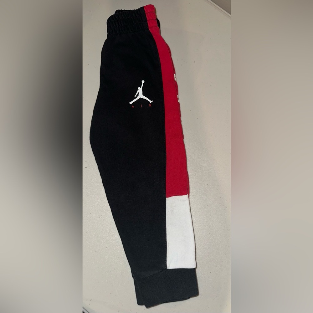 Air Jordan’s Kids Red and Black Hoodie and Pants Set - Picture 5 of 5